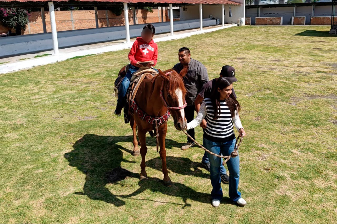 Lic. Rocío Hernández Castillo impulsa actividades ambientales y de aprendizaje para la niñez en el curso de verano 'Aventuras Diferentes'